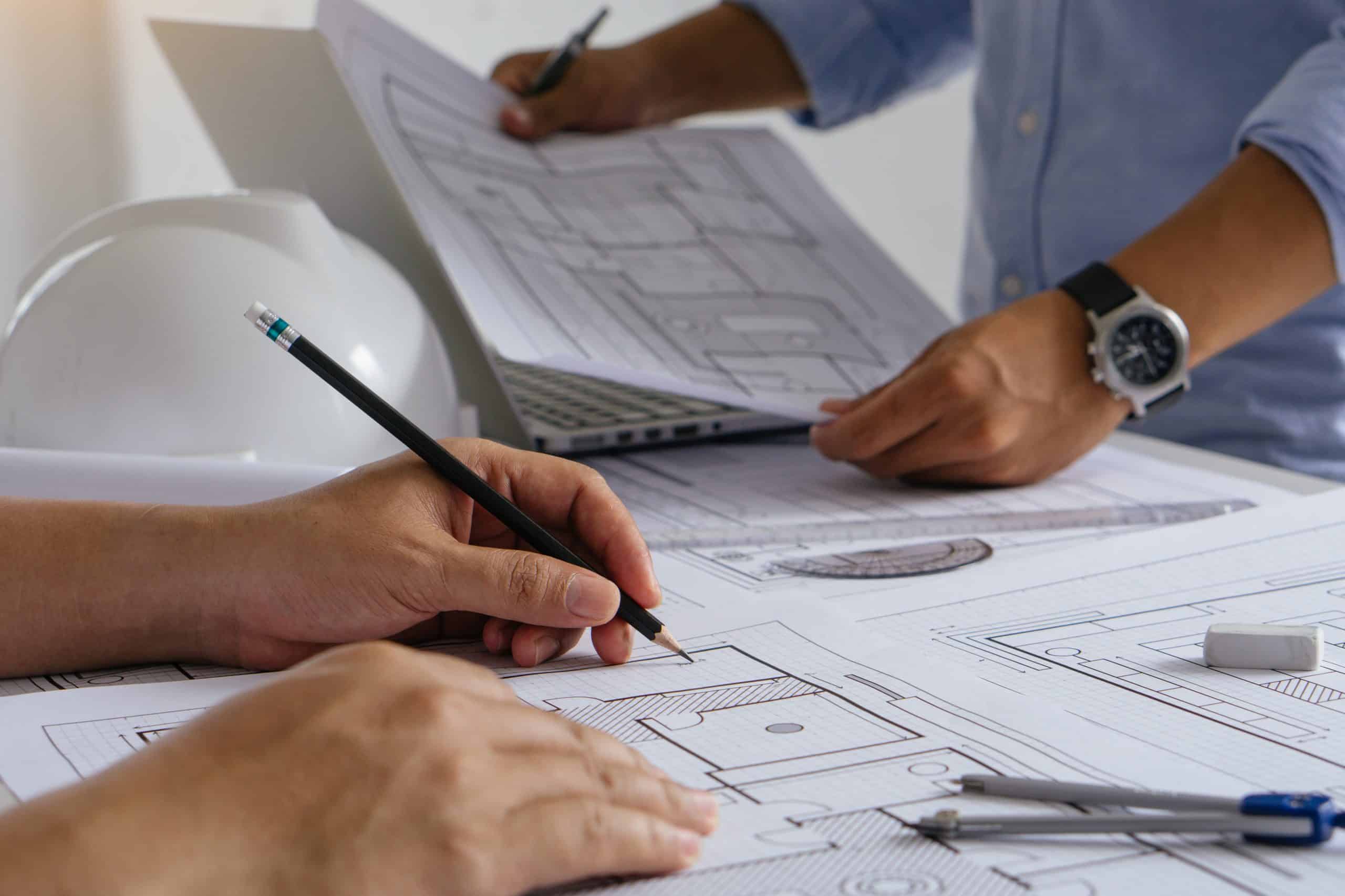 Qui contacter pour faire des plans de maison ?